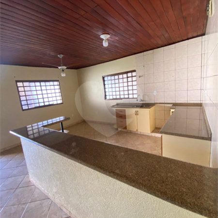Casa à venda com 2 quartos, sendo 1 suíte, em Vila Renô, Ponta Porã, MS