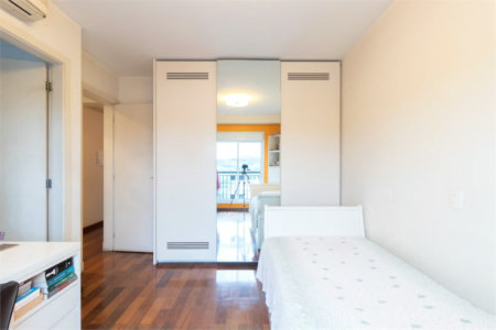 Apartamento à venda com 4 quartos, sendo 2 suítes, em Alto de Pinheiros, São Paulo, SP