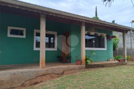 Casa à venda com 2 quartos em Chácaras Santa Martha, Várzea Paulista, SP