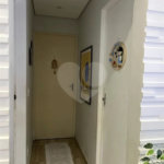 Apartamento à venda com 2 quartos em Jardim Arco-íris, Cotia, SP