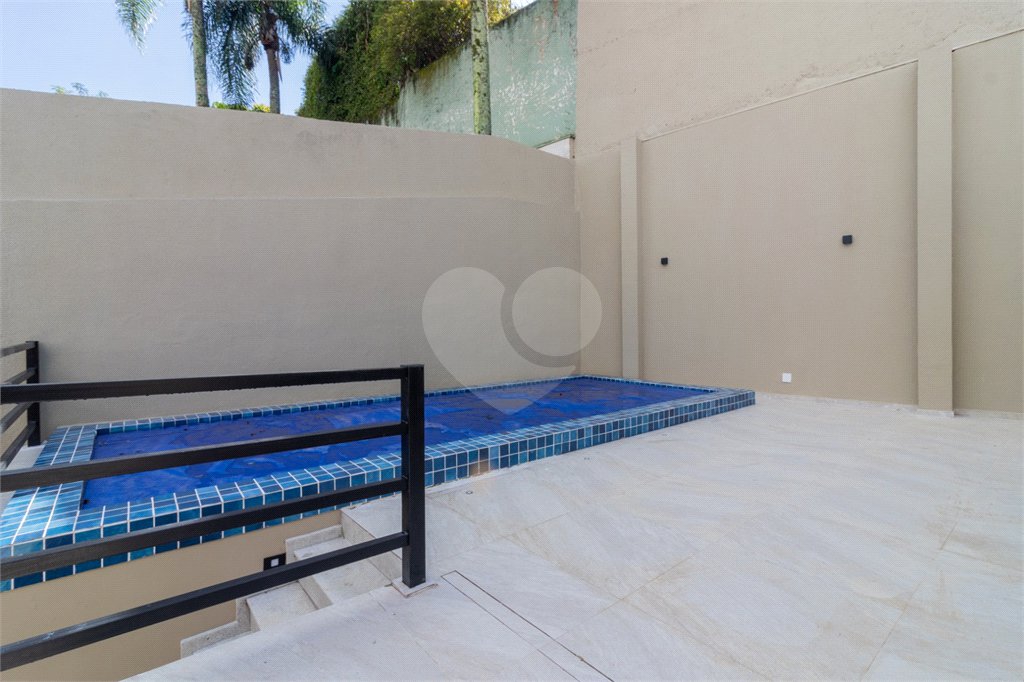 Casa à venda com 4 quartos, sendo 1 suíte, em Jardim Guedala, São Paulo, SP