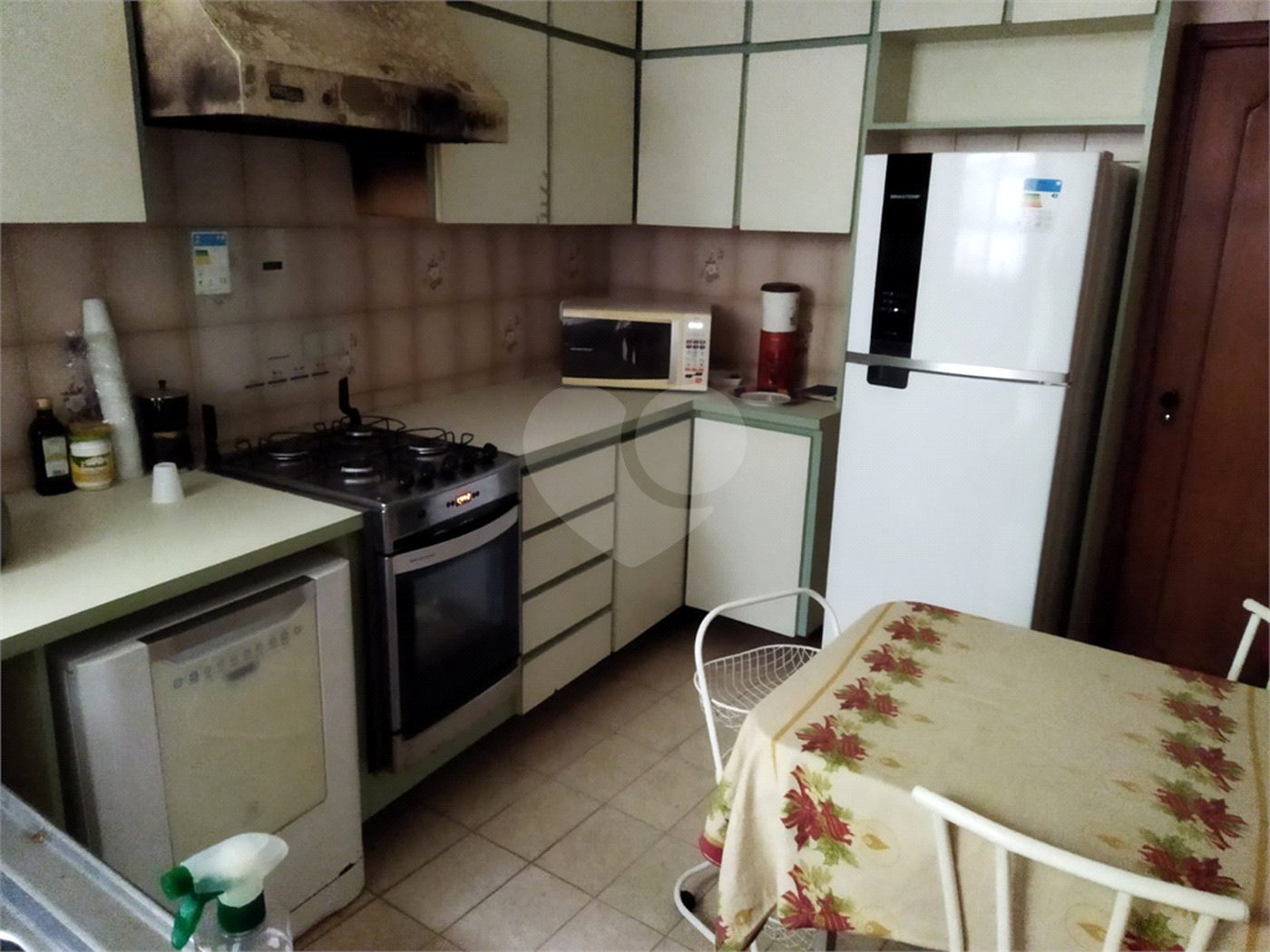 Casa à venda ou para alugar com 4 quartos, sendo 1 suíte, em Sumarezinho, São Paulo, SP