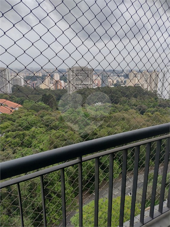 Apartamento à venda com 3 suítes em Vila Suzana, São Paulo, SP