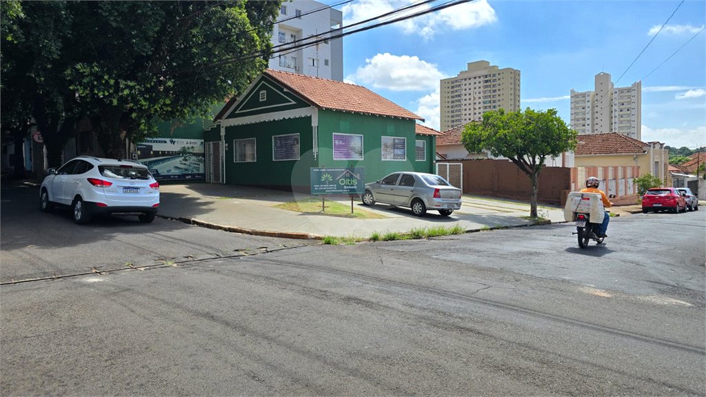 Salão à venda ou para alugar no Centro, Araraquara, SP