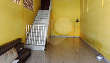 Sobrado à venda com 2 quartos, sendo 1 suíte,  em Jardim Vale das Virtudes, São Paulo, SP