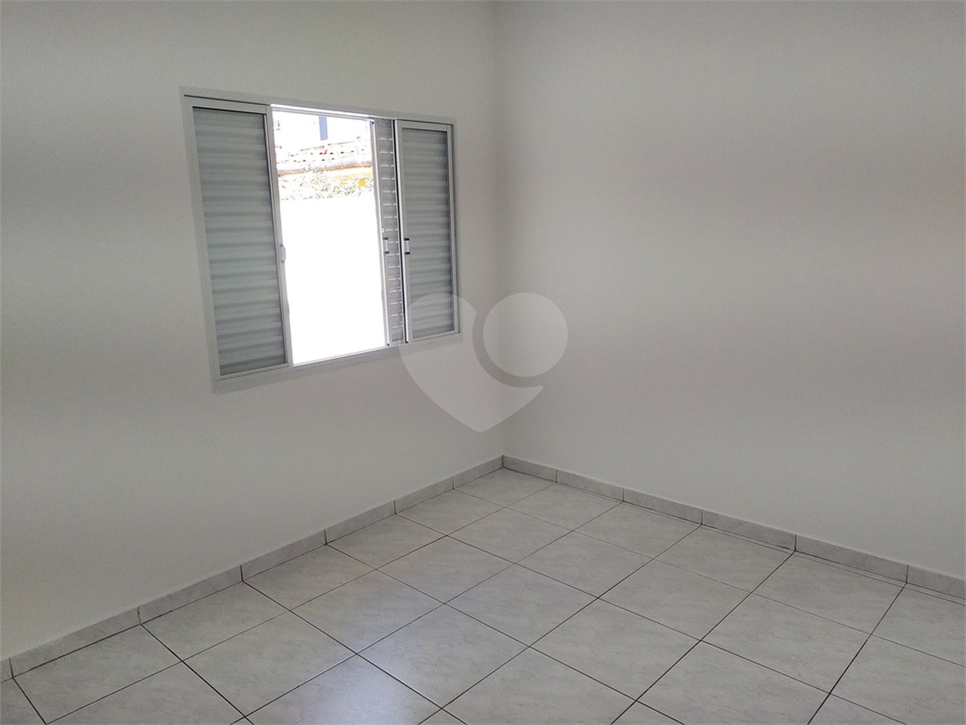 Casa à venda com 3 quartos, sendo 1 suíte,  em Vila Cordeiro, São Paulo, SP