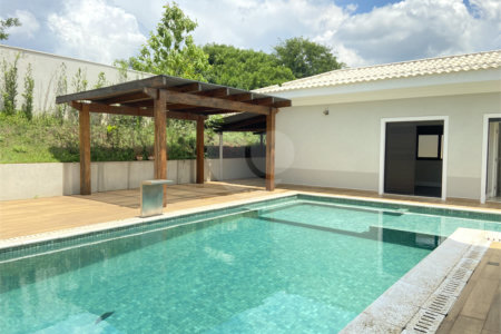 Casa à venda com 6 quartos, sendo 4 suítes,  no condomínio Palmeiras Imperiais, Salto - SP