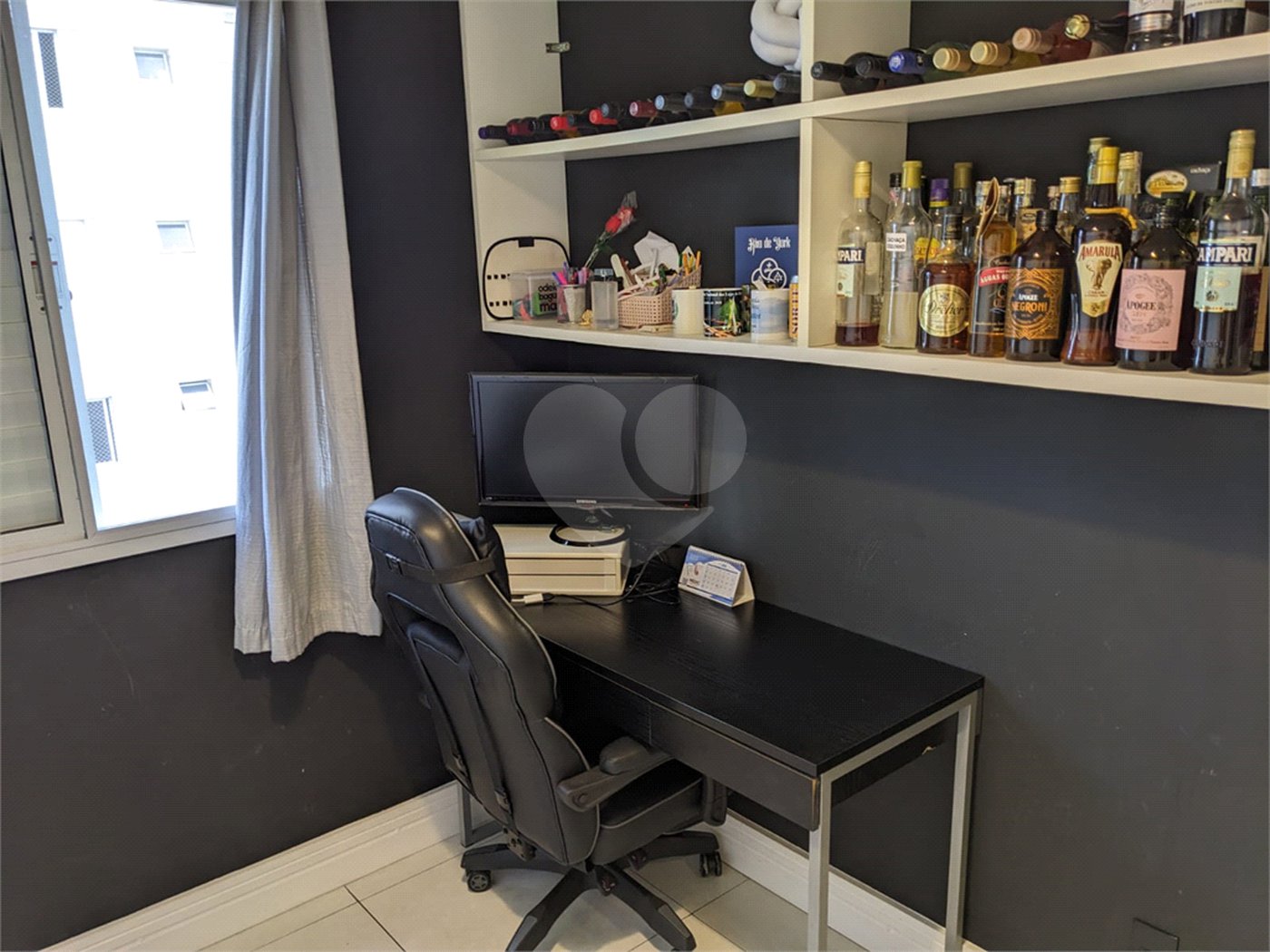 Apartamento à venda com 2 quartos, sendo 1 suíte,  em Jardim Rosa de Franca, Guarulhos, SP