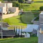 Terreno à venda com 1 suíte no condomínio Santa Teresa 1, Vinhedo - SP