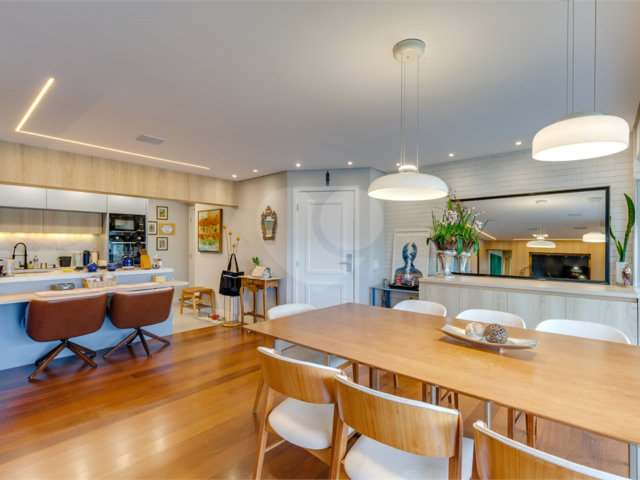 Apartamento à venda com 3 quartos, sendo 2 suítes,  em Jardim Marajoara, São Paulo, SP