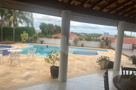 Casa à venda com 5 quartos, sendo 3 suítes, no condomínio Zuleika Jabour, Salto - SP
