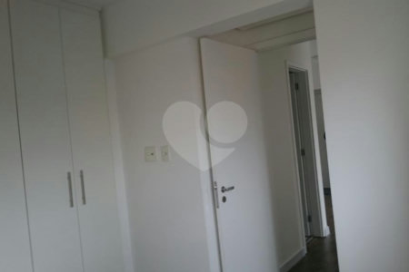 Apartamento à venda com 2 quartos, sendo 1 suíte,  em Liberdade, São Paulo, SP
