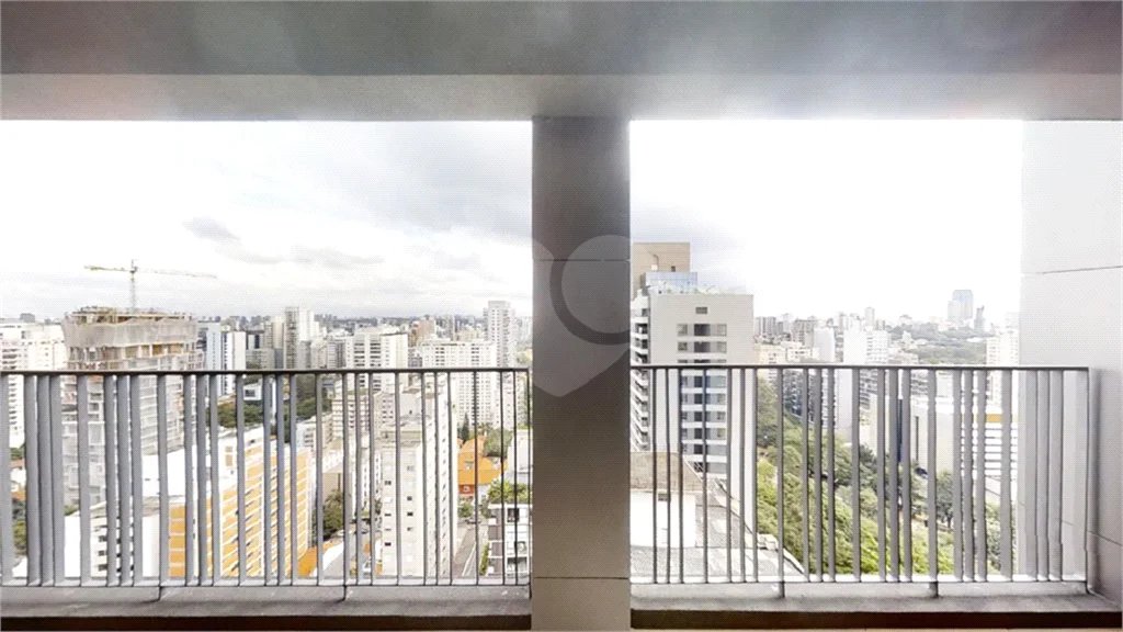 Apartamento à venda com 2 suítes em Pinheiros, São Paulo, SP