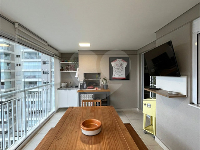 Apartamento à venda com 2 quartos em Santo Amaro, São Paulo, SP