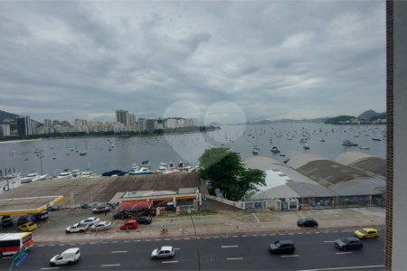 Apartamento à venda com 3 quartos, sendo 1 suíte, em Botafogo, Rio de Janeiro, RJ