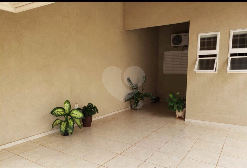Casa à venda com 3 quartos, sendo 1 suíte, em Jardim Ouro Branco, Ribeirão Preto, SP