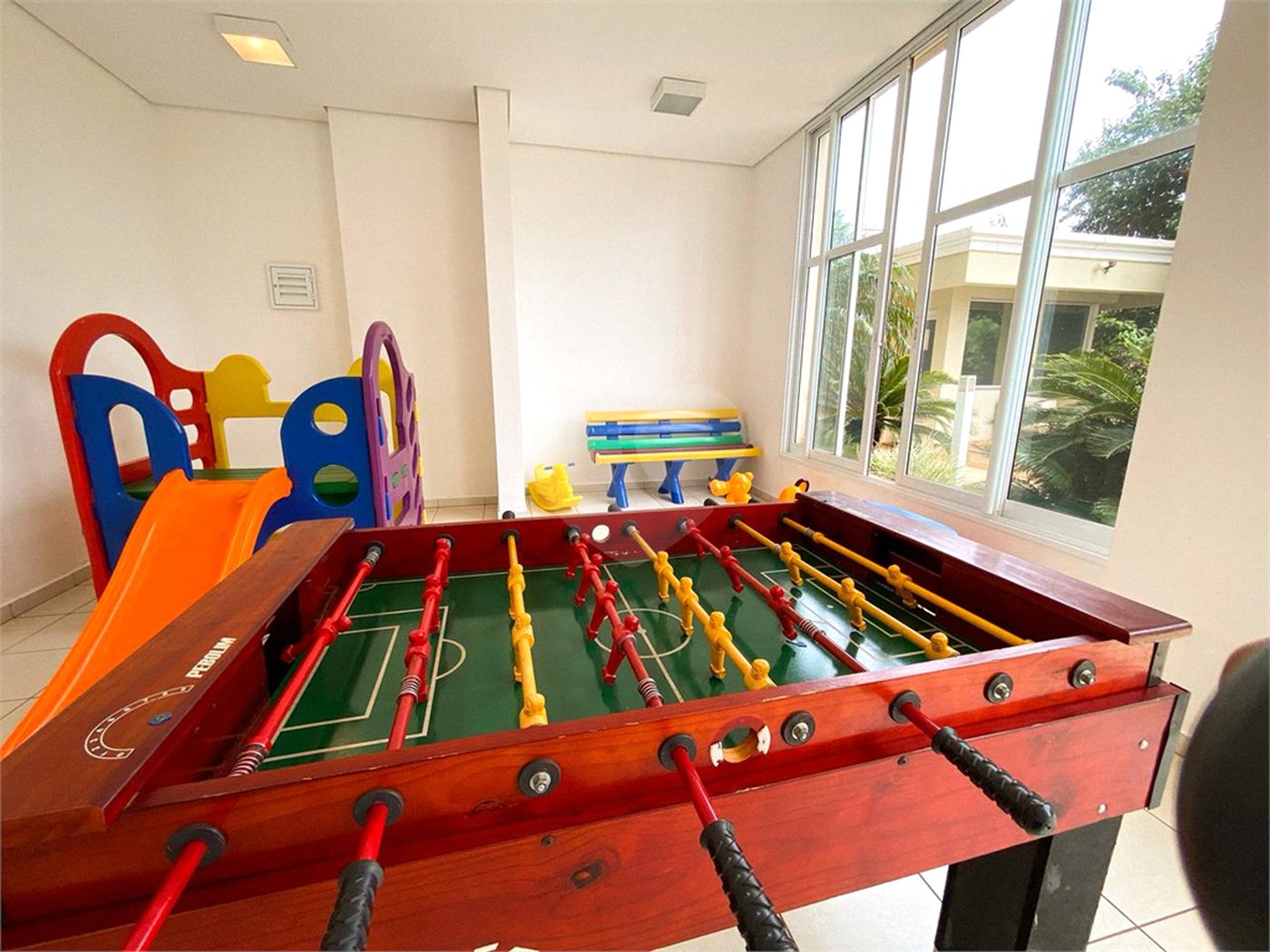Apartamento à venda com 2 quartos no Centro, Araraquara, SP