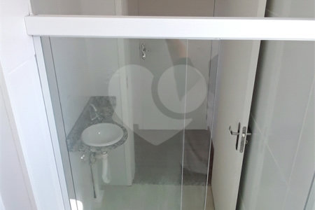 Apartamento com 2 dormitórios.