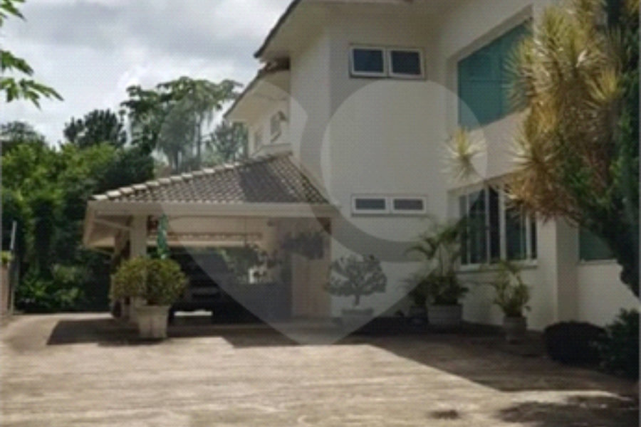 Casa à venda com 4 suítes no condomínio Monte Samkhya, Serra Negra - SP