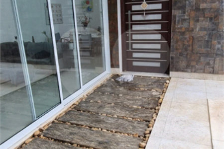 Casa à venda com 5 quartos, sendo 2 suítes, no condomínio Swiss Park, São Bernardo do Campo - SP