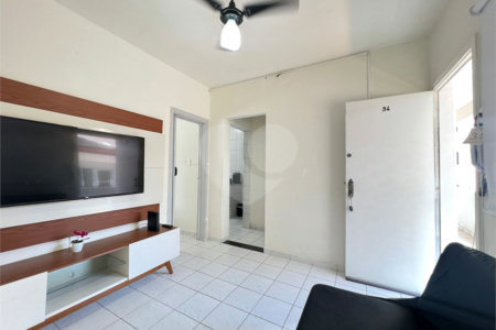Apartamento à venda com 1 quarto em Guilhermina, Praia Grande, SP