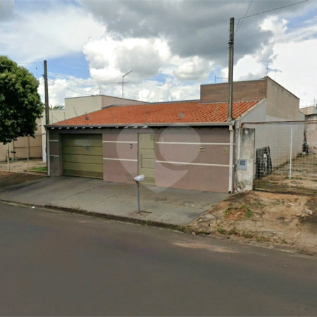 Casa à venda com 3 quartos em Jardim Roberto Selmi Dei, Araraquara, SP