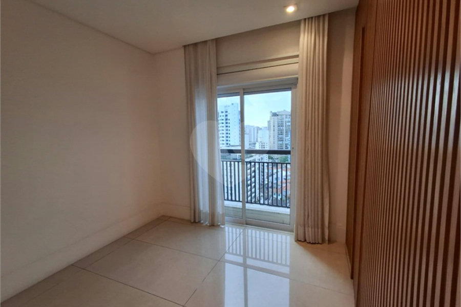 Apartamento à venda com 4 quartos, sendo 3 suítes, em Santana, São Paulo, SP