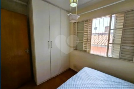 Sobrado à venda com 3 quartos, sendo 1 suíte, em Jardim Centenário, São Paulo, SP