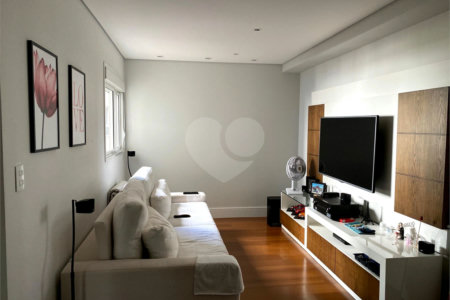 Apartamento à venda com 4 suítes em Vila Suzana, São Paulo, SP