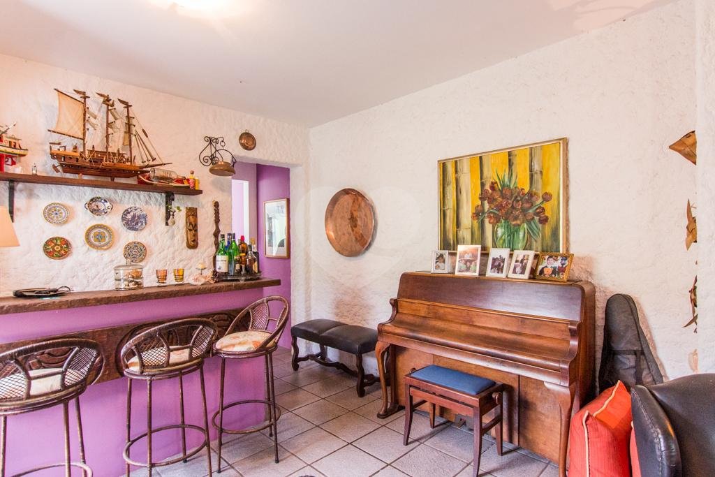 Sobrado à venda com 3 quartos, sendo 1 suíte, em Brooklin, São Paulo, SP