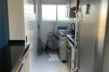 Apartamento à venda com 3 quartos, sendo 1 suíte,  em Jardim Ângela (zona Leste), São Paulo, SP