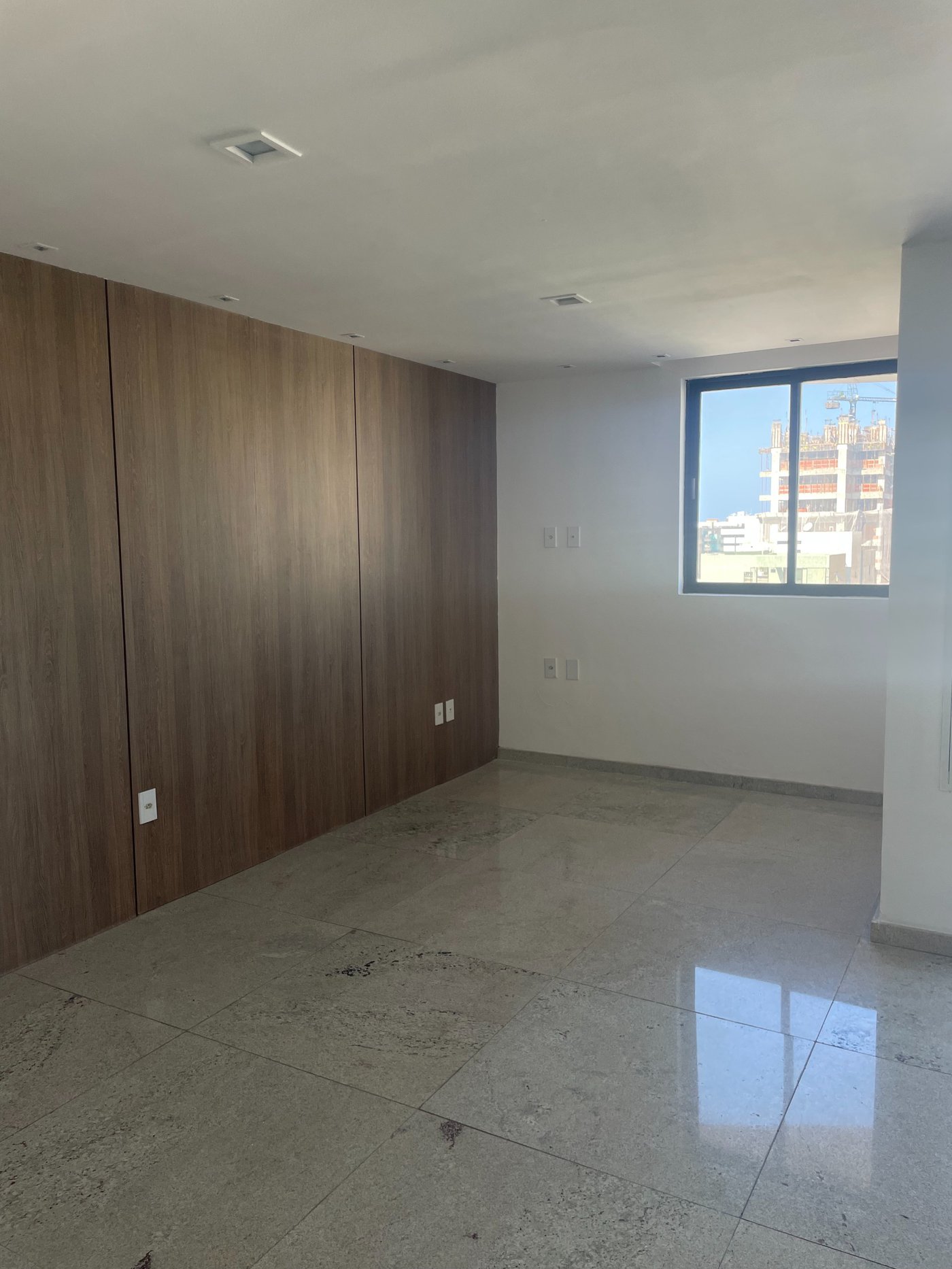 Cobertura à venda com 4 suítes em Ponta Verde, Maceió, AL