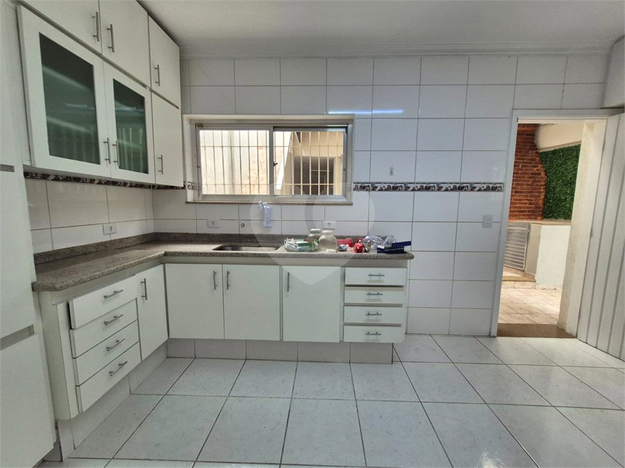 Casa à venda ou para alugar com 3 quartos, sendo 1 suíte, em Parque São Domingos, São Paulo, SP