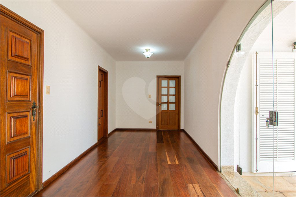 Casa Térrea à venda com 5 quartos, sendo 2 suítes, em Jardim Marajoara, São Paulo, SP
