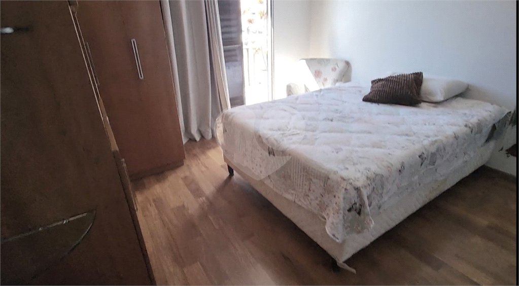 Casa à venda com 4 quartos, sendo 1 suíte, em Parada Inglesa, São Paulo, SP