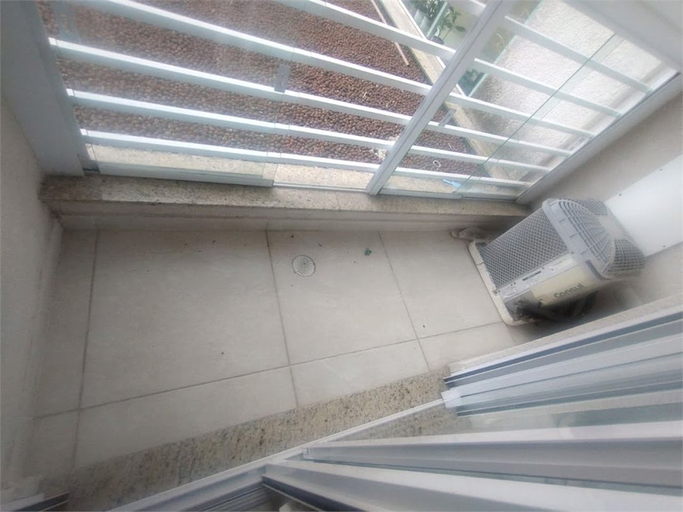 Apartamento Residencial à venda, Jardim Virginia, Guarujá - AP1301.