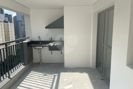 Apartamento à venda com 2 quartos, sendo 1 suíte, em Santo Amaro, São Paulo, SP
