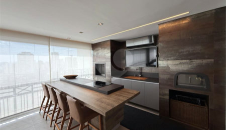 Apartamento à venda com 3 suítes em Santa Teresinha, São Paulo, SP