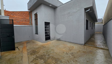 Casa à venda com 3 quartos, sendo 1 suíte,  em Residencial Villaggio Di Capri, Itapetininga, SP