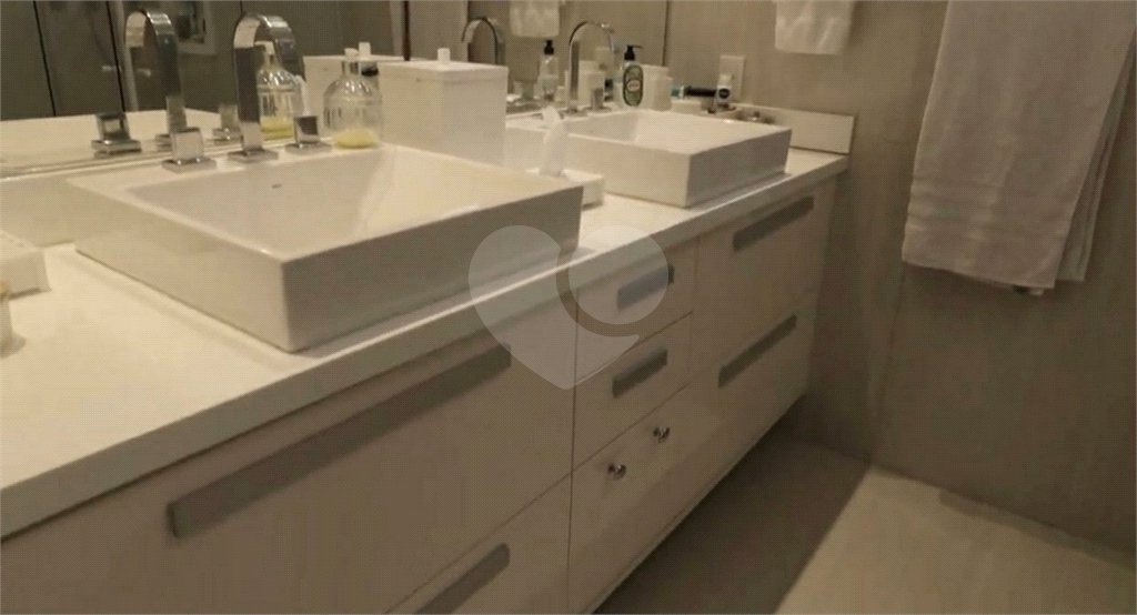 Apartamento à venda com 4 suítes em Santana, São Paulo, SP