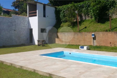 Chácara à venda com 3 suítes em Pavão (canguera), São Roque, SP