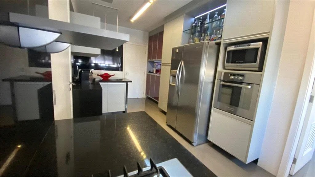 Apartamento à venda com 3 suítes em Vila Romana, São Paulo, SP