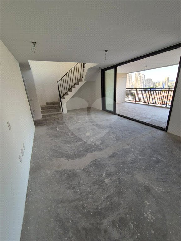 Apartamento à venda com 3 suítes em Belenzinho, São Paulo, SP
