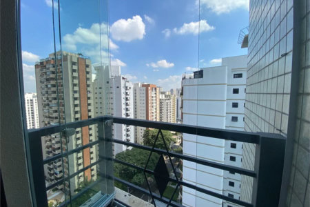 Apartamento à venda com 4 quartos, sendo 2 suítes,  em Vila Hamburguesa, São Paulo, SP