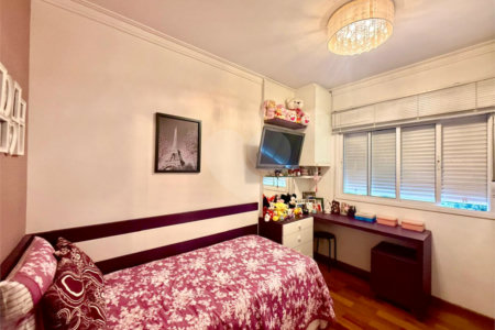 Apartamento à venda com 3 suítes em Campo Grande, São Paulo, SP
