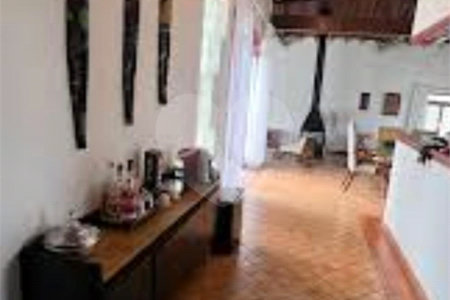 Casa à venda com 5 suítes em Aruã, Mogi das Cruzes, SP