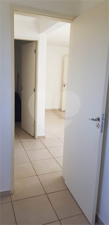 Apartamento com 2 dormitórios.