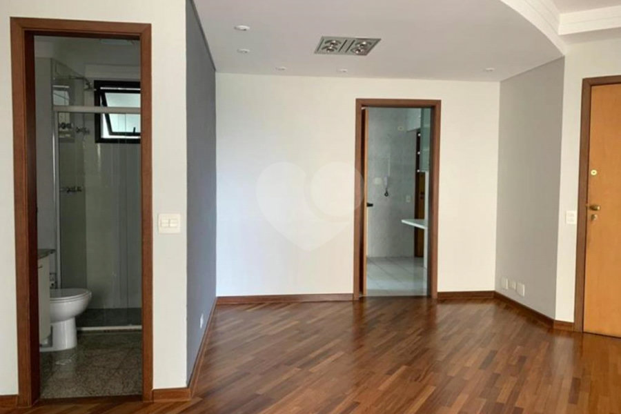 Apartamento à venda com 2 quartos, sendo 1 suíte, em Morumbi, São Paulo, SP