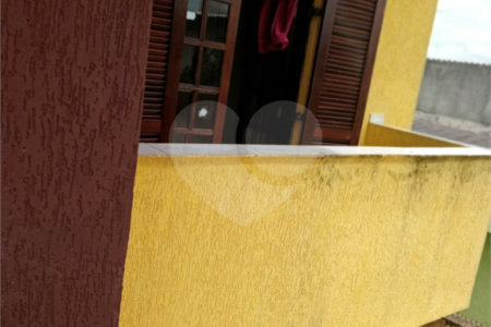 Casa à venda com 4 quartos, sendo 1 suíte,  em Vila Bela Flor, Mogi das Cruzes, SP