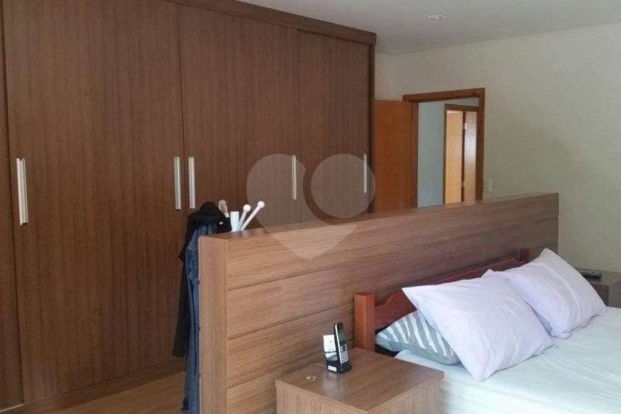 Sobrado à venda com 3 quartos, sendo 1 suíte, em Barro Branco (zona Norte), São Paulo, SP